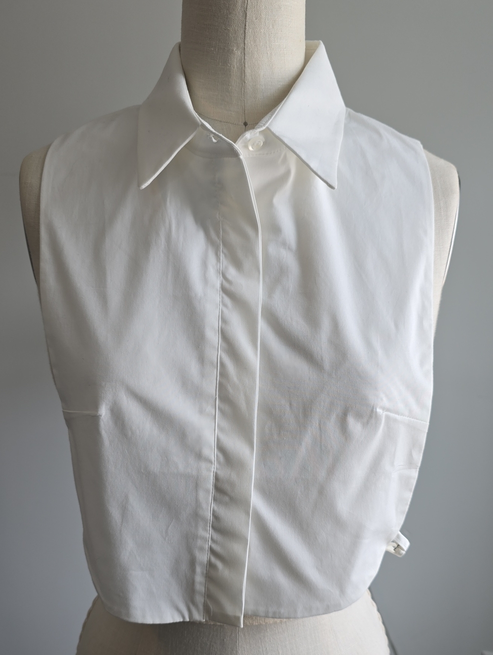Classic NWT White Detachable Shirt Collar Bib